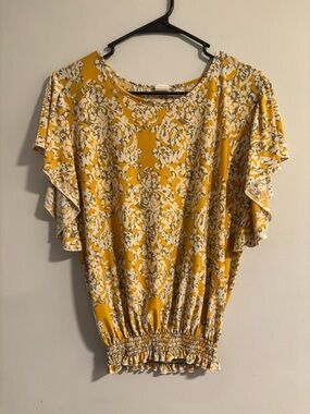 Yellow Floral Short Sleeve Smocked-Hem Blouse